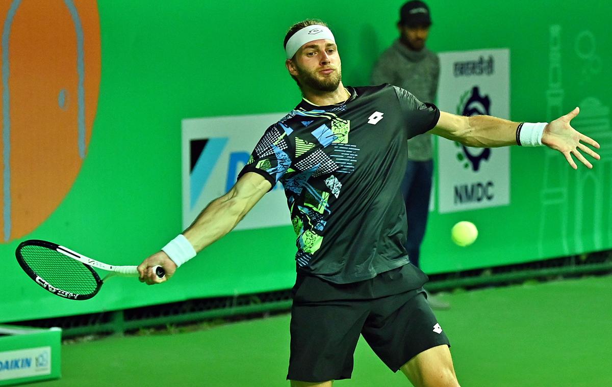 Dane Sweeny vs Maks Kasnikowski Challenger New Delhi Tennis